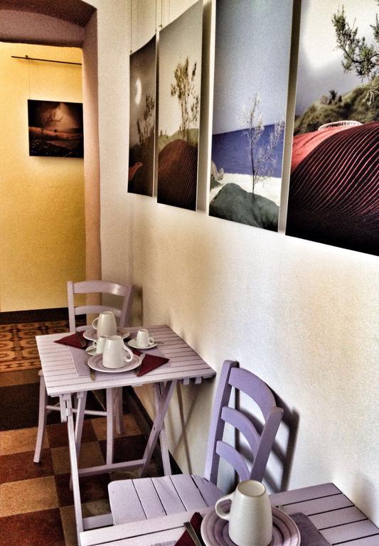 Hotel Aghinas Bosa Zewnętrze zdjęcie